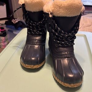 Nautica Black Duck Boots with Tan Sole